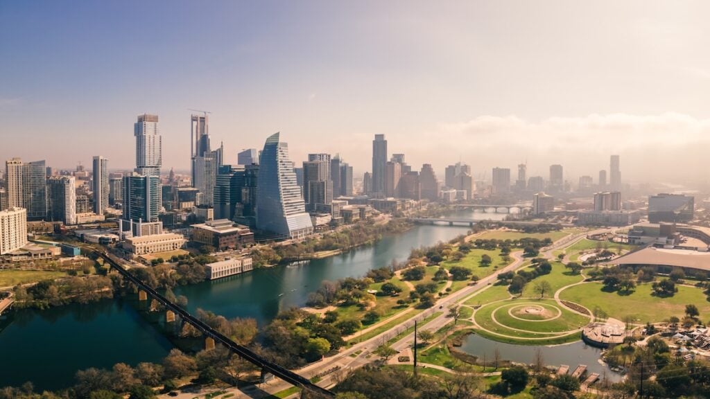 where to stay in austin tx